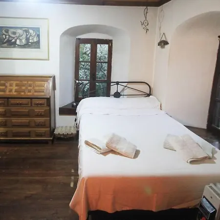 Traditional Mountain House Agios Lavrentios