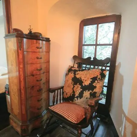 דירה Traditional Mountain House